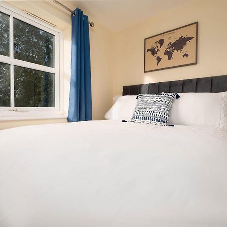 Вилла Stunning 3 Bed With Parking & Garden Маркет-Рейзен Экстерьер фото